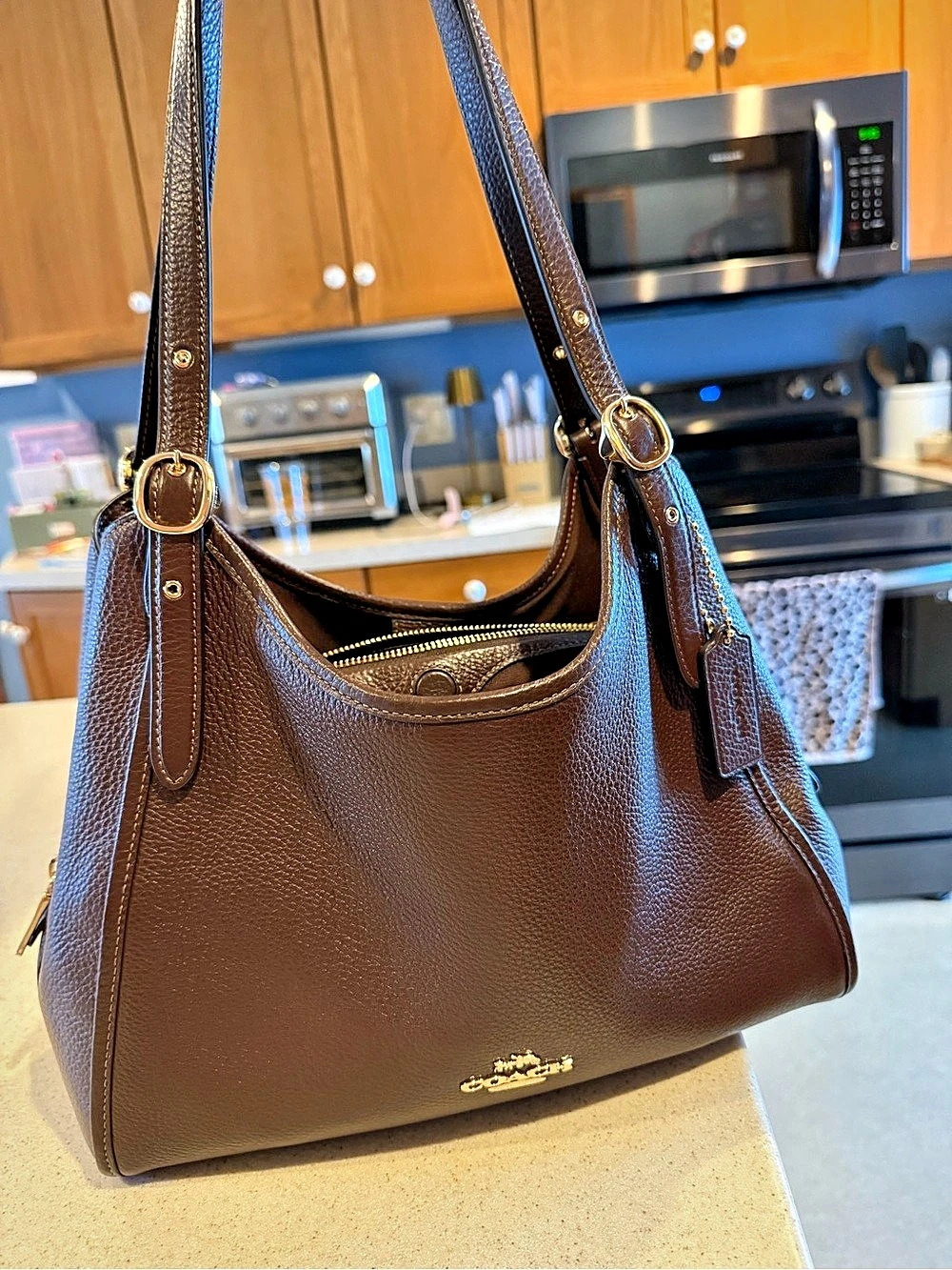 Coach Erin Shoulder Bag in maple